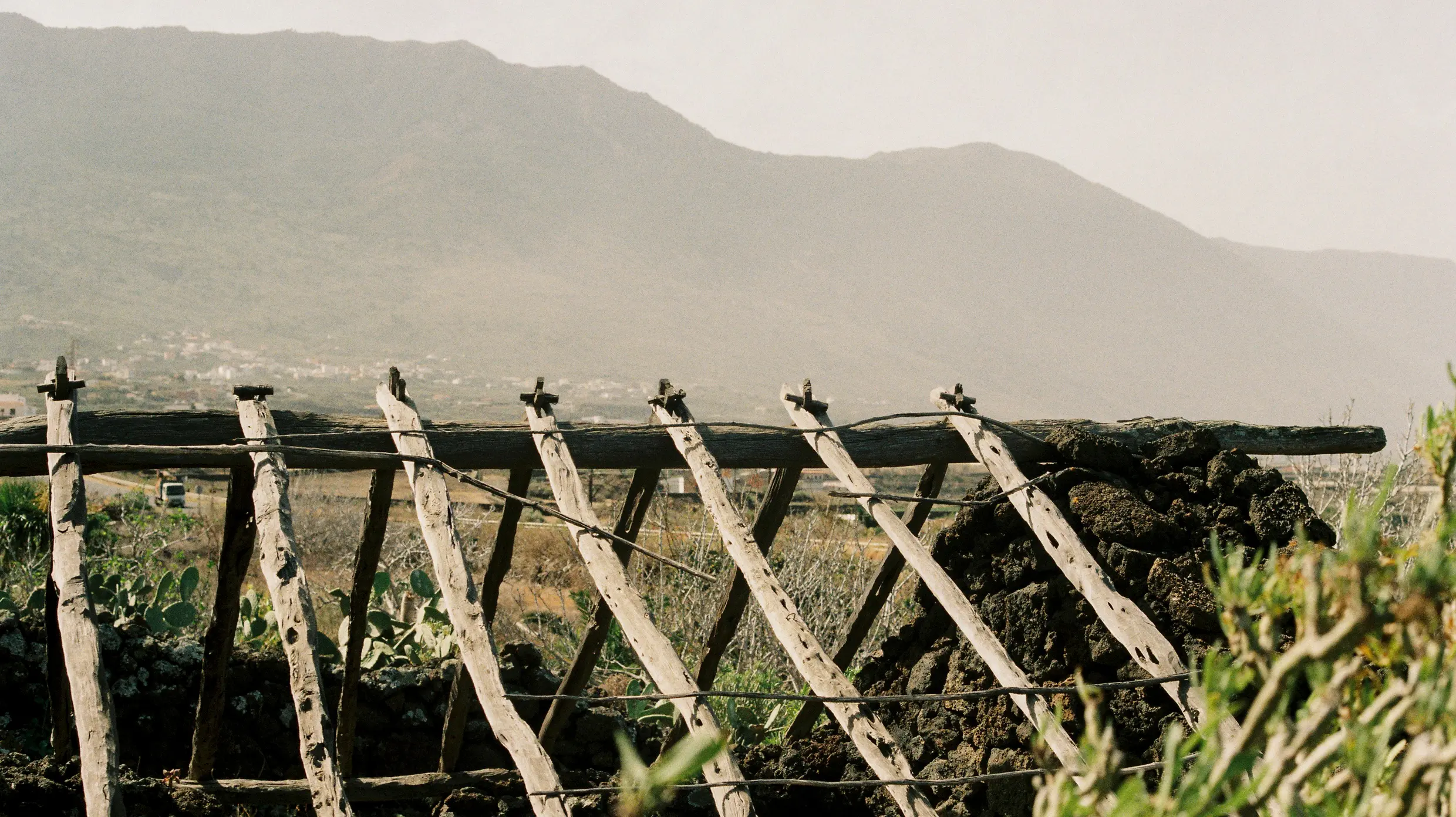 el-hierro-casa-tradicional-canaria-cubierta-de-madera