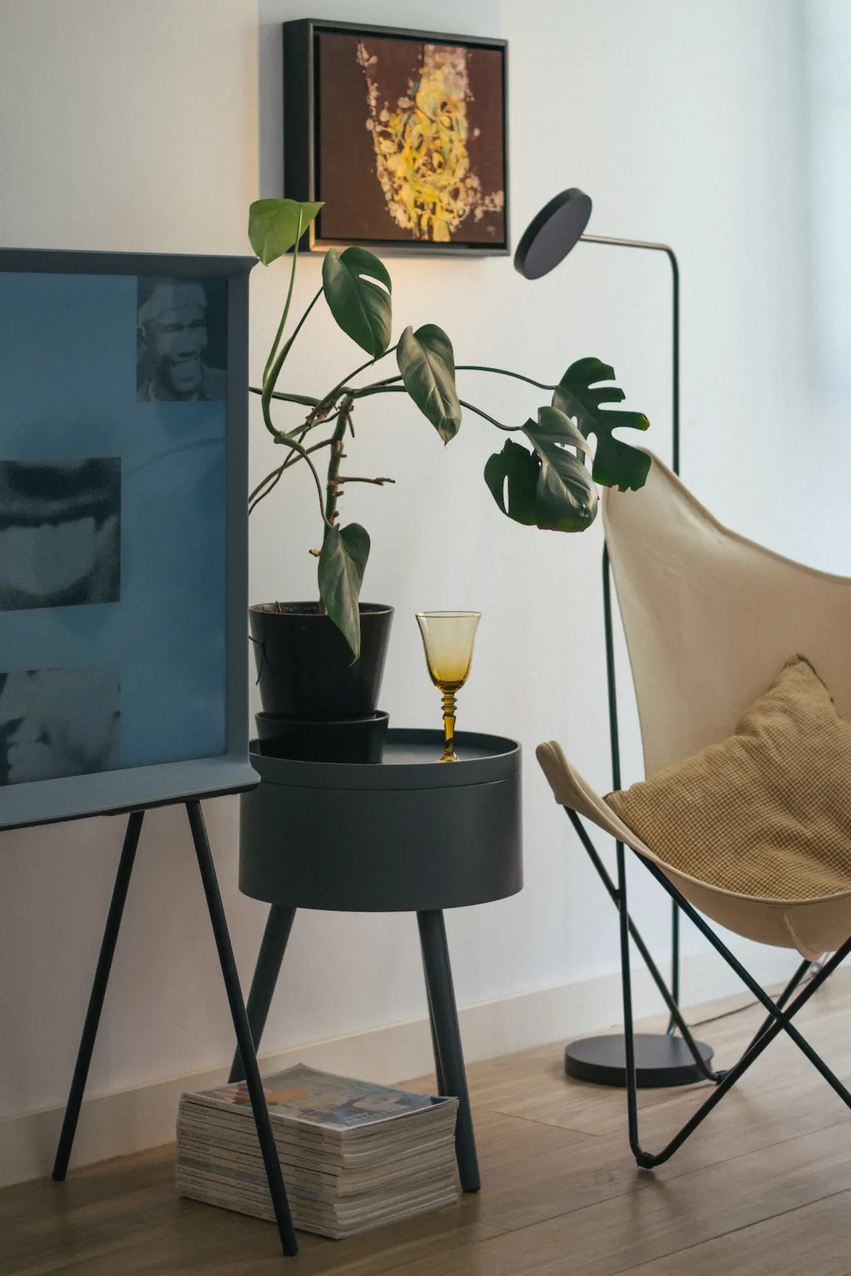 reforma-interior-silla-bkf-tv-samsung-the-serif